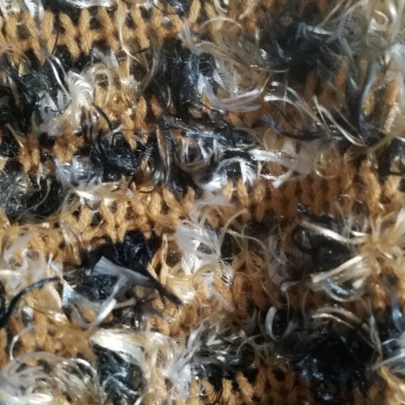 Sideffects Sweater - Picture 7 of 8